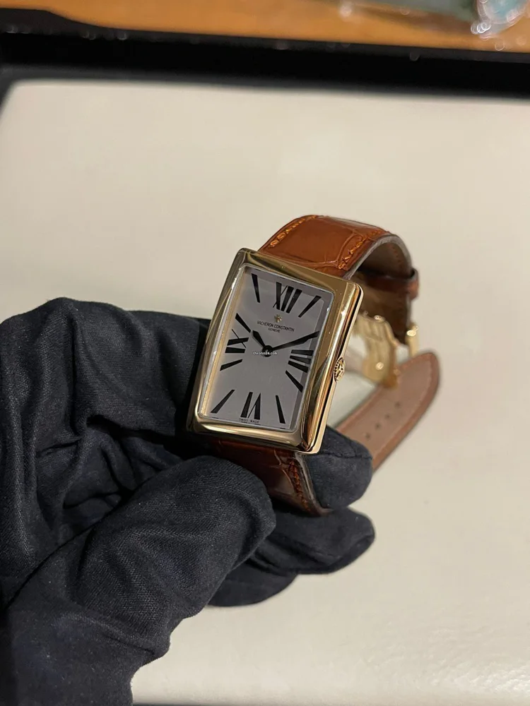 Vacheron Constantin 1972 Asymmetric 37010
